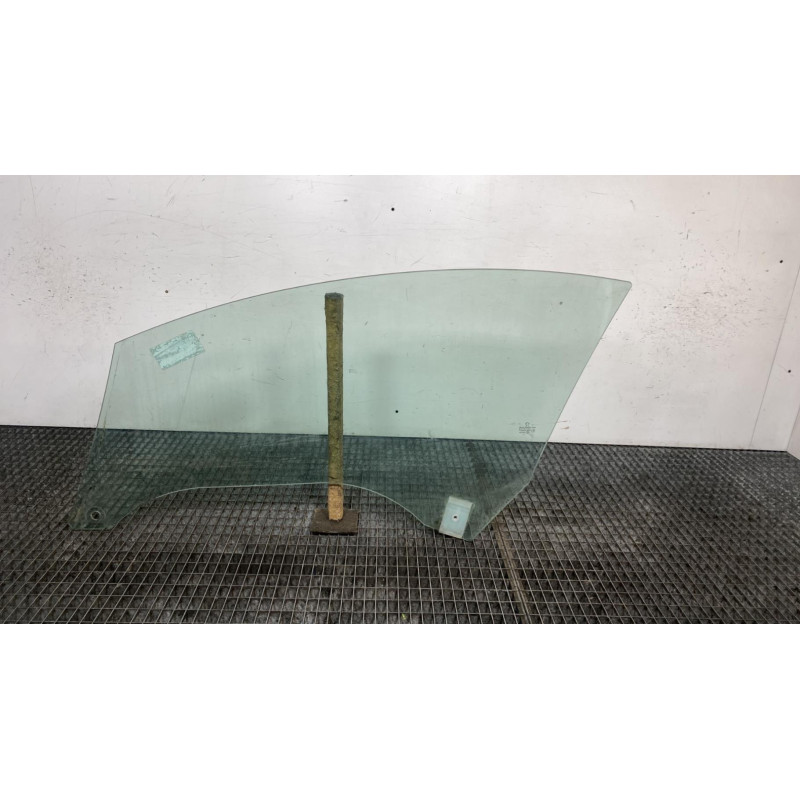 Vitre avant droit PEUGEOT 308 1 Photo n°6