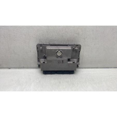 Calculateur moteur SKODA FABIA 2 Photo n°1
