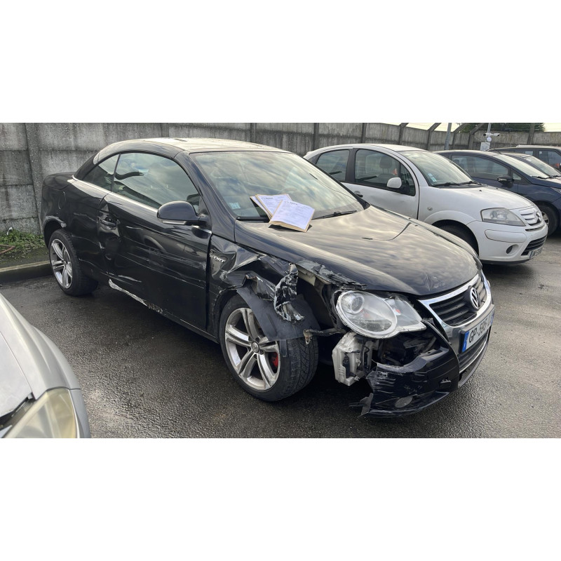 Malle/Hayon arriere VOLKSWAGEN EOS Photo n°10