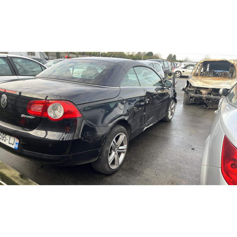 Malle/Hayon arriere VOLKSWAGEN EOS Photo n°14