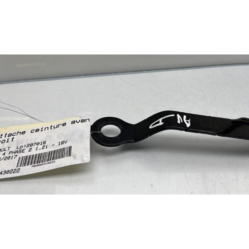 Attache ceinture avant droit RENAULT CLIO 4 Photo n°3