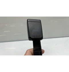 Attache ceinture avant gauche RENAULT CLIO 4