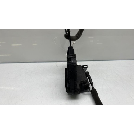 Serrure avant droit RENAULT CLIO 4