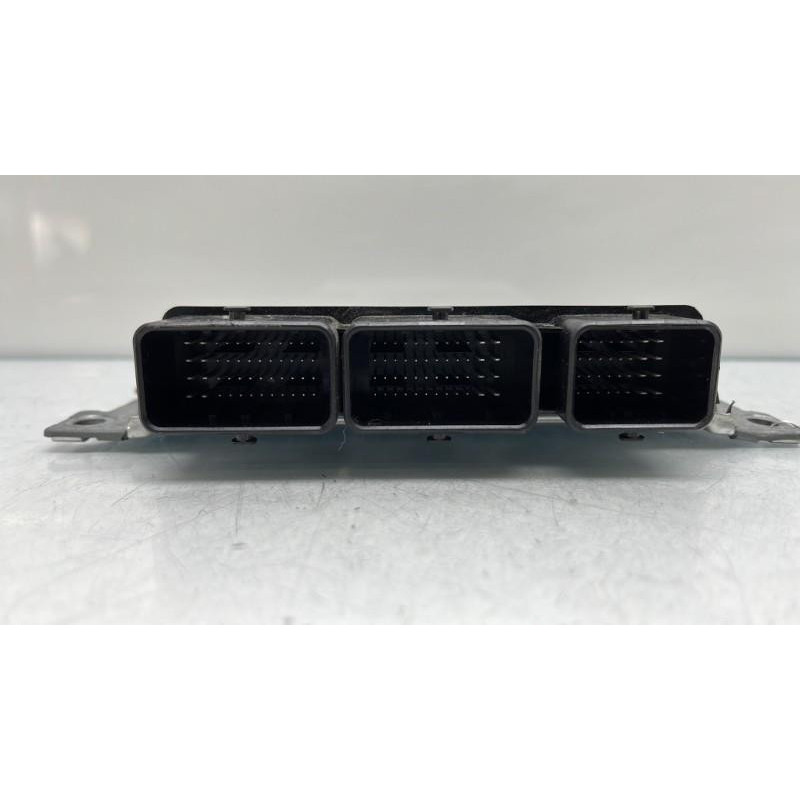 Calculateur moteur RENAULT CLIO 4 Photo n°2