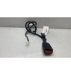Attache ceinture avant droit TOYOTA YARIS 3 Photo n°1