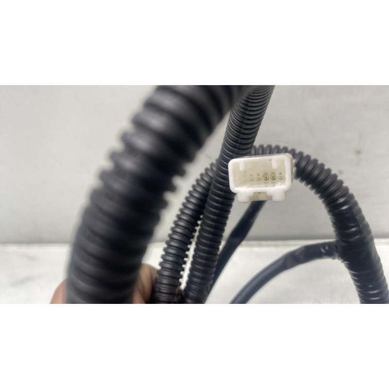 Attache ceinture avant droit TOYOTA YARIS 3 Photo n°3