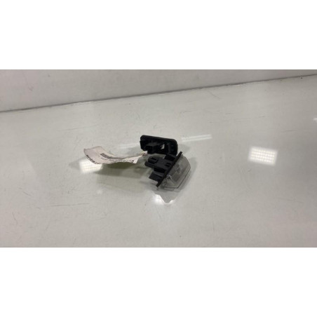 Eclairage de plaque TOYOTA YARIS 3
