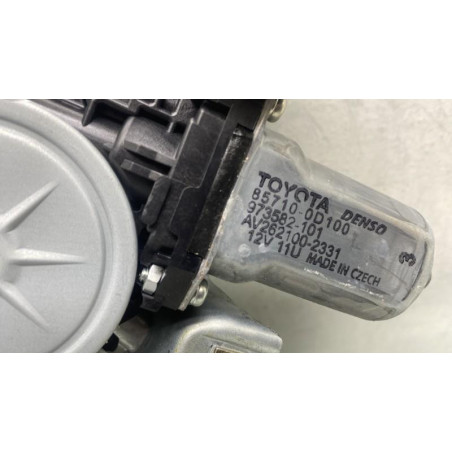 Leve vitre electrique arriere gauche TOYOTA YARIS 3 Photo n°1