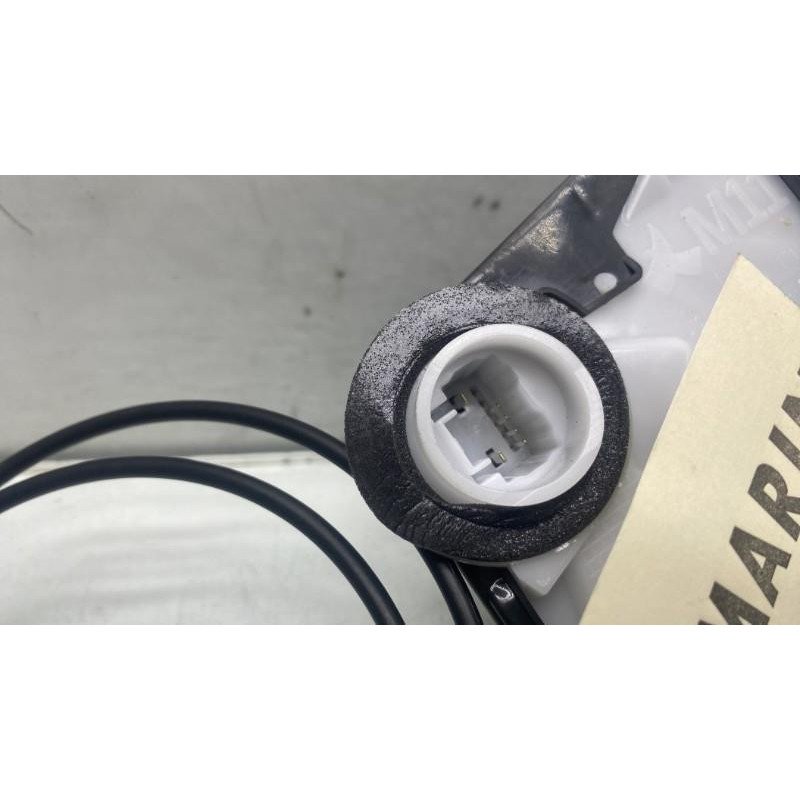 Serrure avant droit TOYOTA YARIS 3 Photo n°7