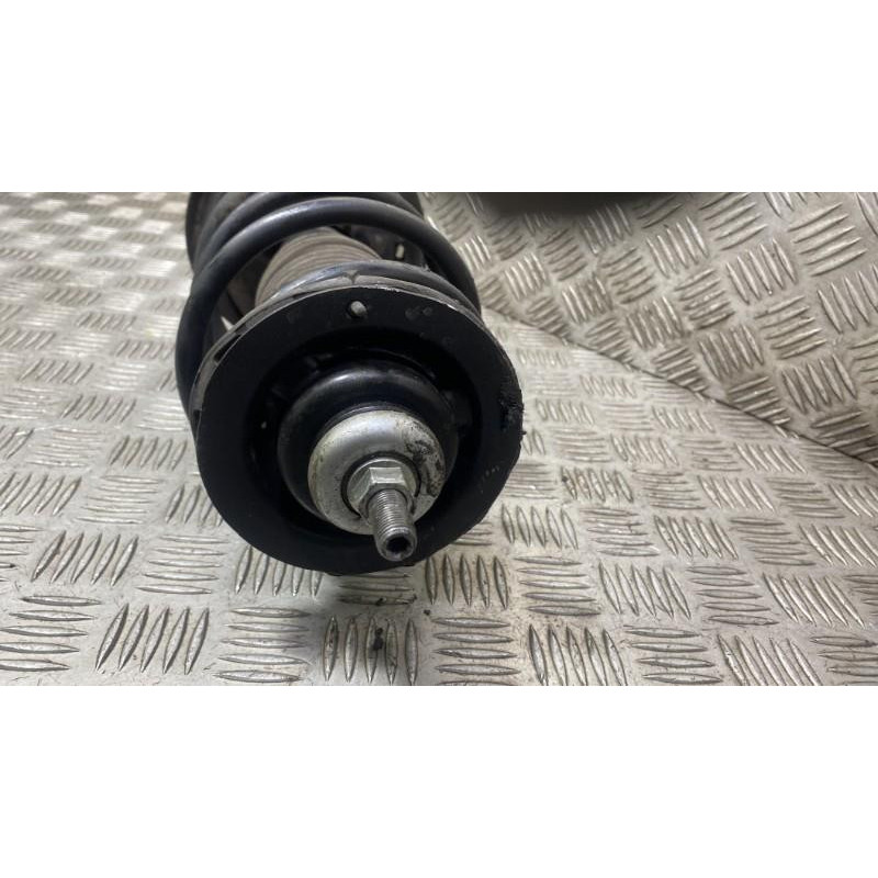 Amortisseur avant droit TOYOTA YARIS 3 Photo n°5