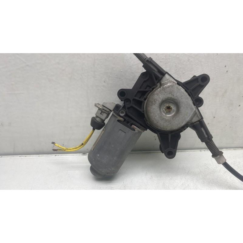 Leve vitre electrique avant gauche CITROEN XANTIA Photo n°3