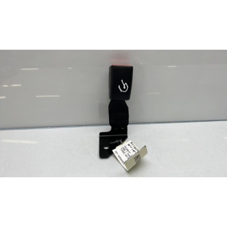 Attache ceinture arriere gauche PEUGEOT 208 1