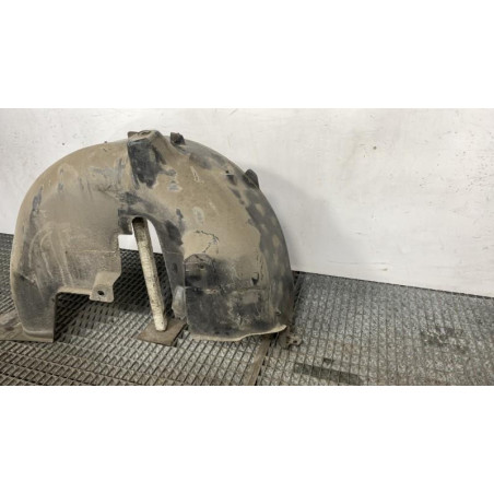 Pare boue arriere gauche PEUGEOT 208 1