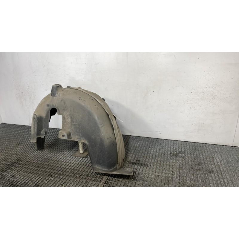 Pare boue arriere droit PEUGEOT 208 1 Photo n°2