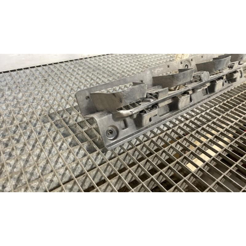 Absorbeur de pare choc arriere CITROEN C4 CACTUS Photo n°3