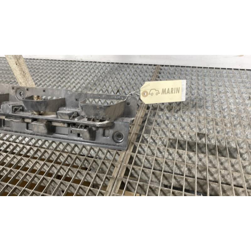 Absorbeur de pare choc arriere CITROEN C4 CACTUS Photo n°4