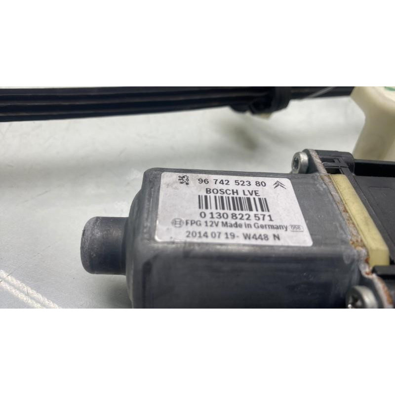 Leve vitre electrique avant gauche CITROEN C4 CACTUS Photo n°10