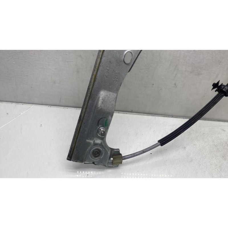 Leve vitre electrique avant gauche CITROEN C4 CACTUS Photo n°13