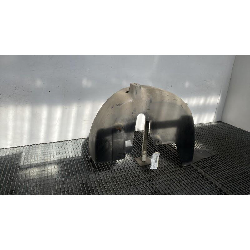 Pare boue arriere droit CITROEN C4 CACTUS Photo n°4
