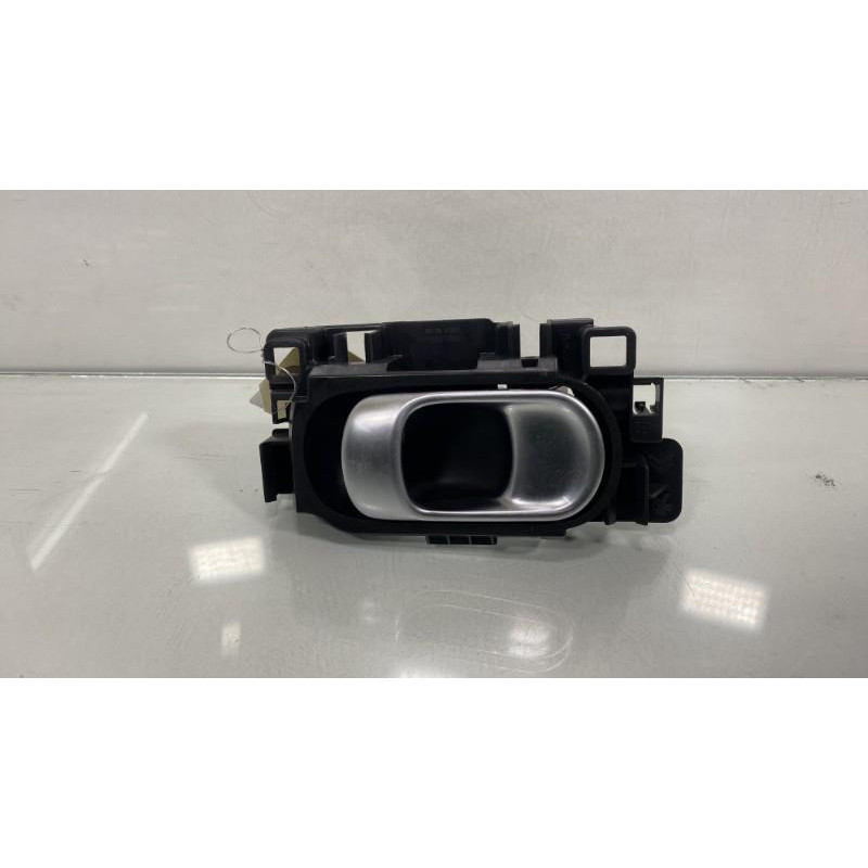 Poignee interieur avant gauche CITROEN C4 CACTUS Photo n°2
