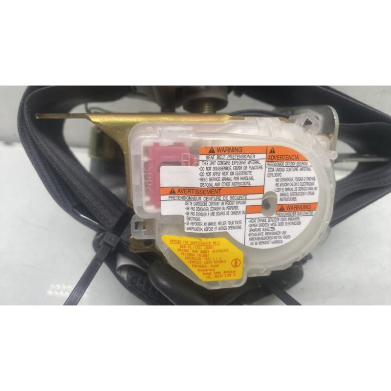 Pretensionneur de ceinture avant gauche SUZUKI SWIFT 3 Photo n°4
