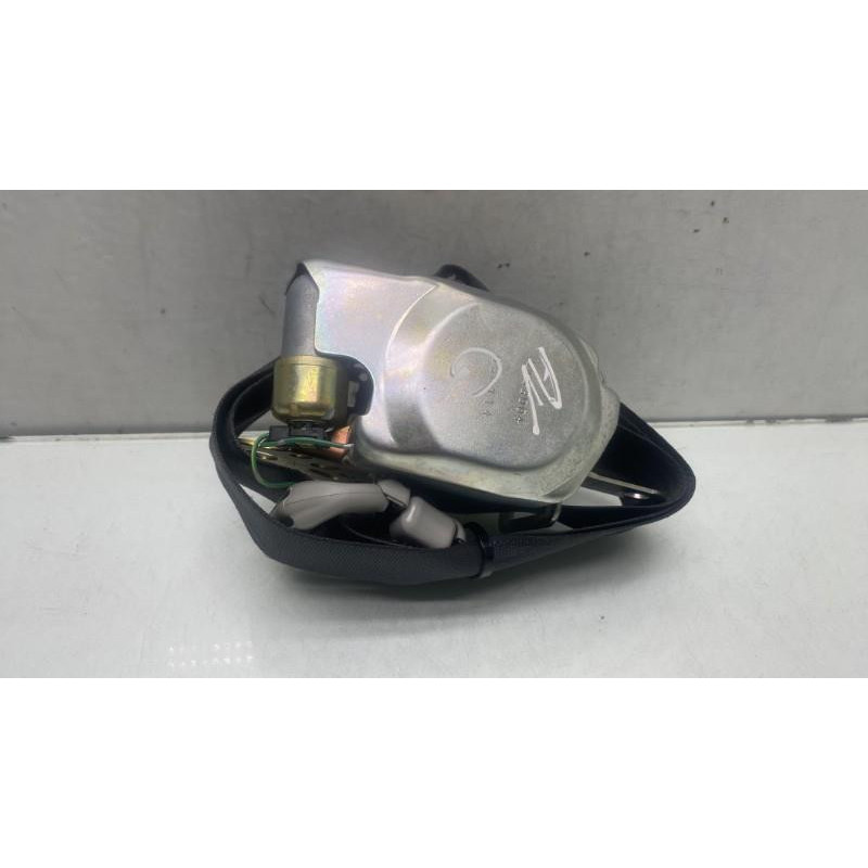 Pretensionneur de ceinture avant gauche SUZUKI SWIFT 3 Photo n°5