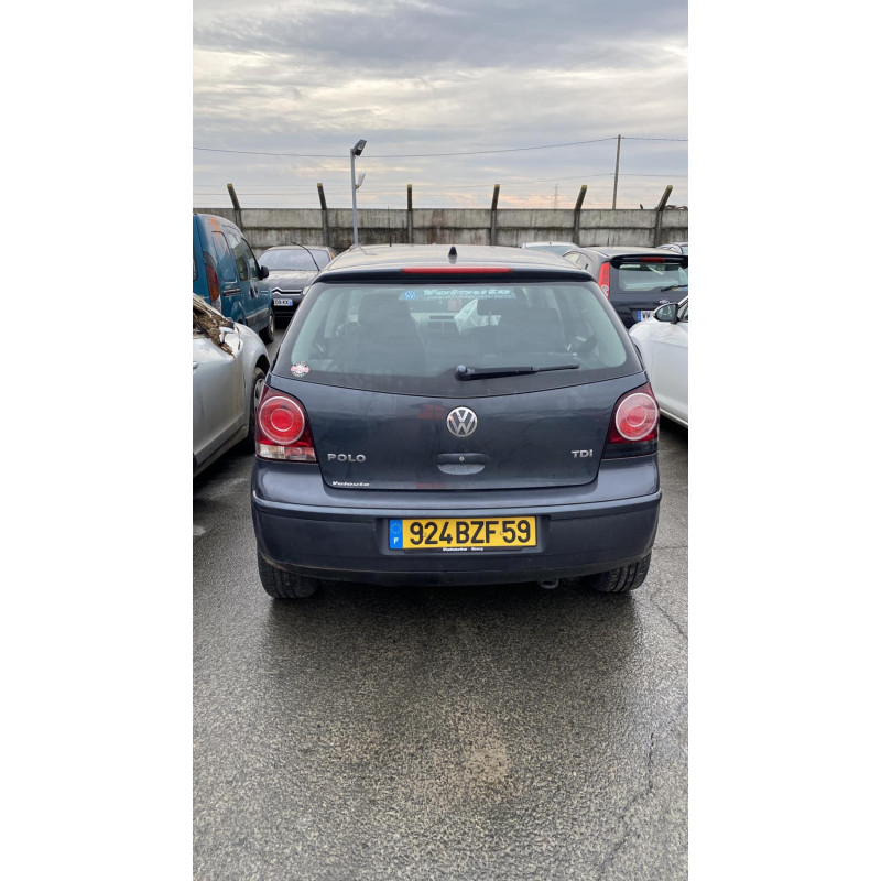 Compresseur clim VOLKSWAGEN POLO 4 Photo n°12