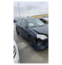 Compresseur clim VOLKSWAGEN POLO 4