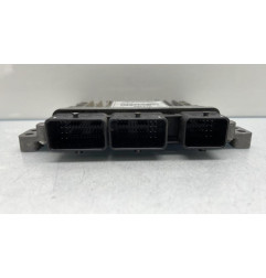 Calculateur moteur RENAULT CLIO 3