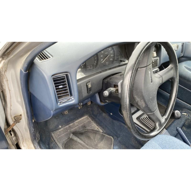 Porte arriere gauche TOYOTA COROLLA 7 Photo n°9