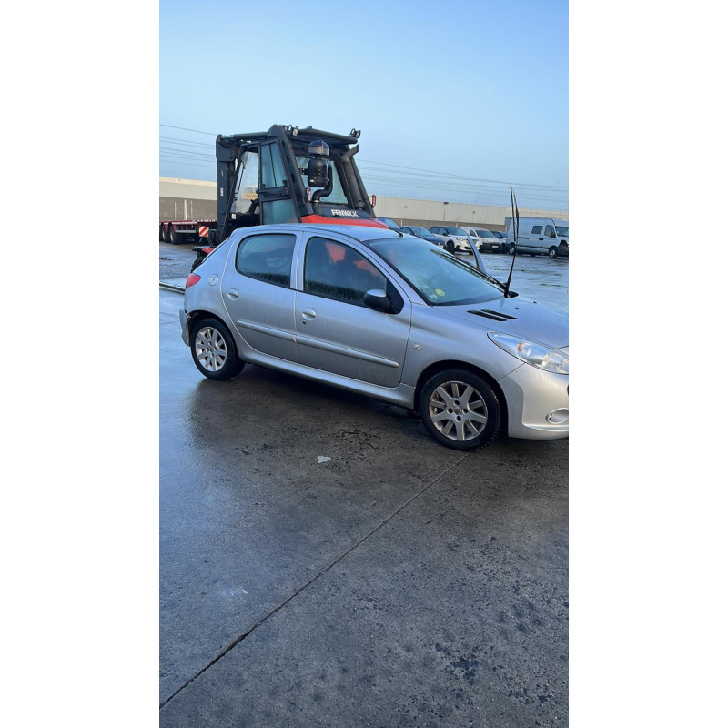 Jante PEUGEOT 206+ Photo n°12