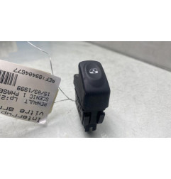 Interrupteur de leve vitre arriere droit RENAULT SCENIC 1 Photo n°1