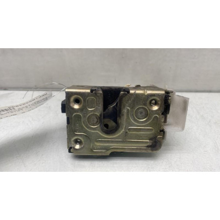 Serrure arriere droit RENAULT SCENIC 1