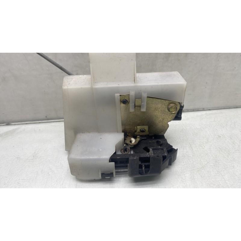 Serrure avant droit RENAULT SCENIC 1 Photo n°4