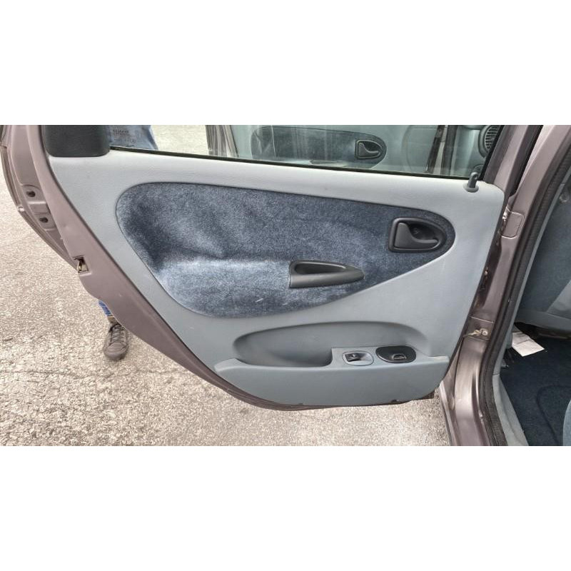 Serrure avant droit RENAULT SCENIC 1 Photo n°15