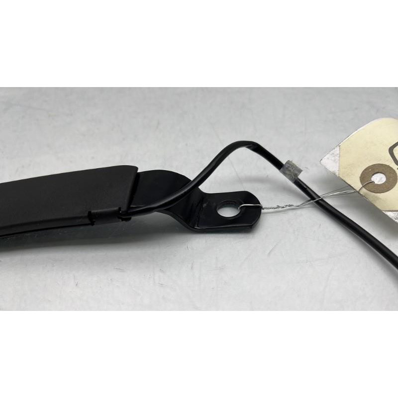Attache ceinture avant droit AUDI A1 1 Photo n°4