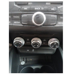 Attache ceinture avant droit AUDI A1 1