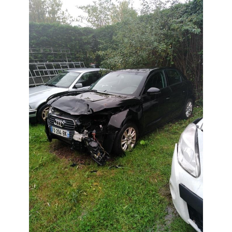 Support commodo (commutateur) AUDI A1 1 Photo n°12