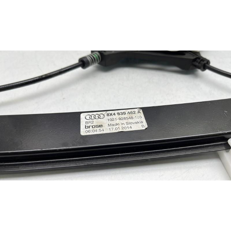 Leve vitre electrique arriere droit AUDI A1 1 Photo n°9