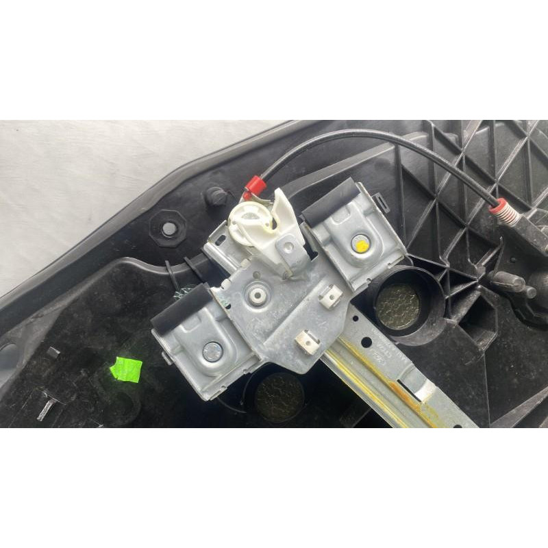 Leve vitre mecanique arriere droit FORD FIESTA 6 Photo n°4