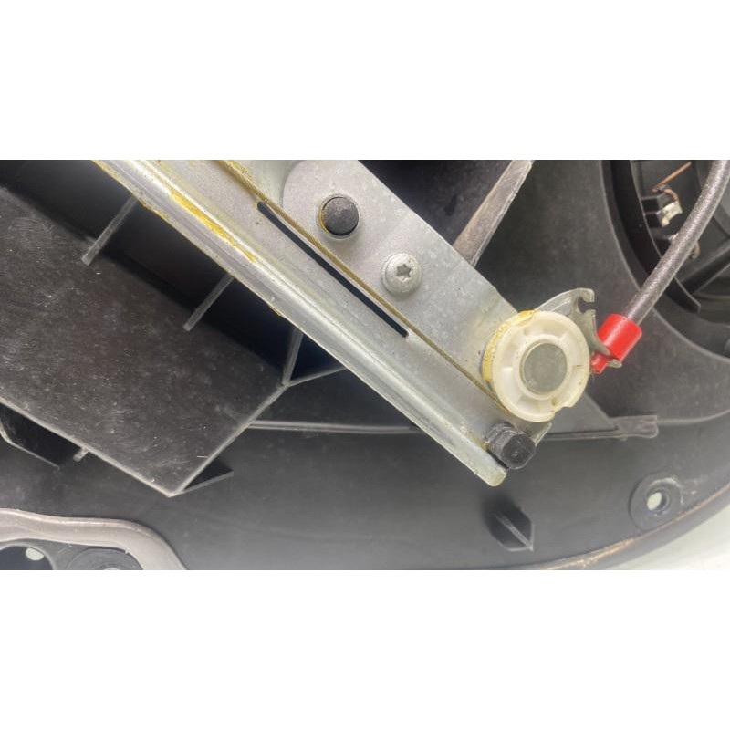 Leve vitre mecanique arriere droit FORD FIESTA 6 Photo n°8