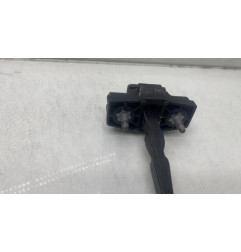 Arret de porte avant droit RENAULT CLIO 4