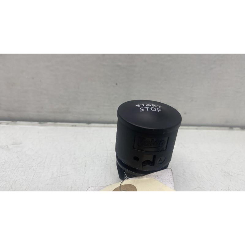Bouton de demarrage RENAULT CLIO 4 Photo n°1