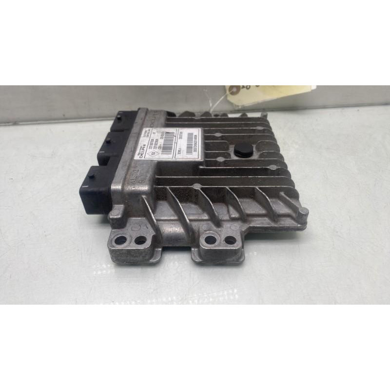 Calculateur moteur DACIA DUSTER 1 Photo n°3