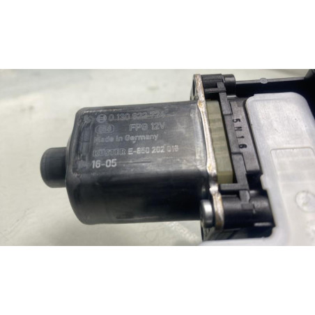 Leve vitre electrique arriere droit VOLKSWAGEN TIGUAN 2 Photo n°1