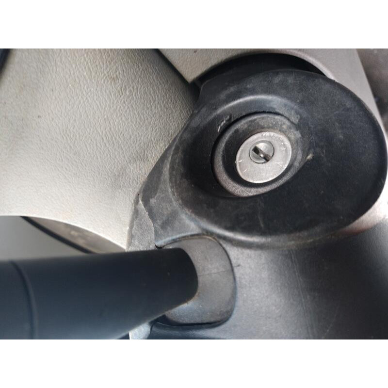 Fermeture de capot OPEL MOVANO A Photo n°13