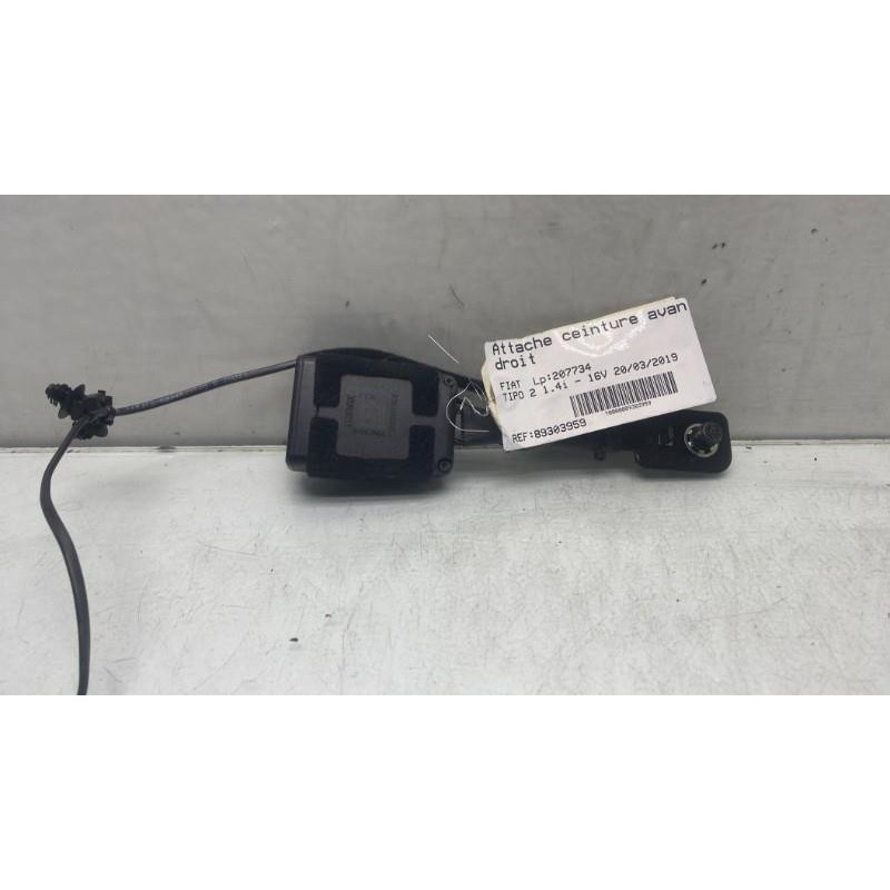Attache ceinture avant droit FIAT TIPO 2 Photo n°2