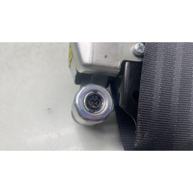 Pretensionneur de ceinture avant droit KIA RIO 3 Photo n°3