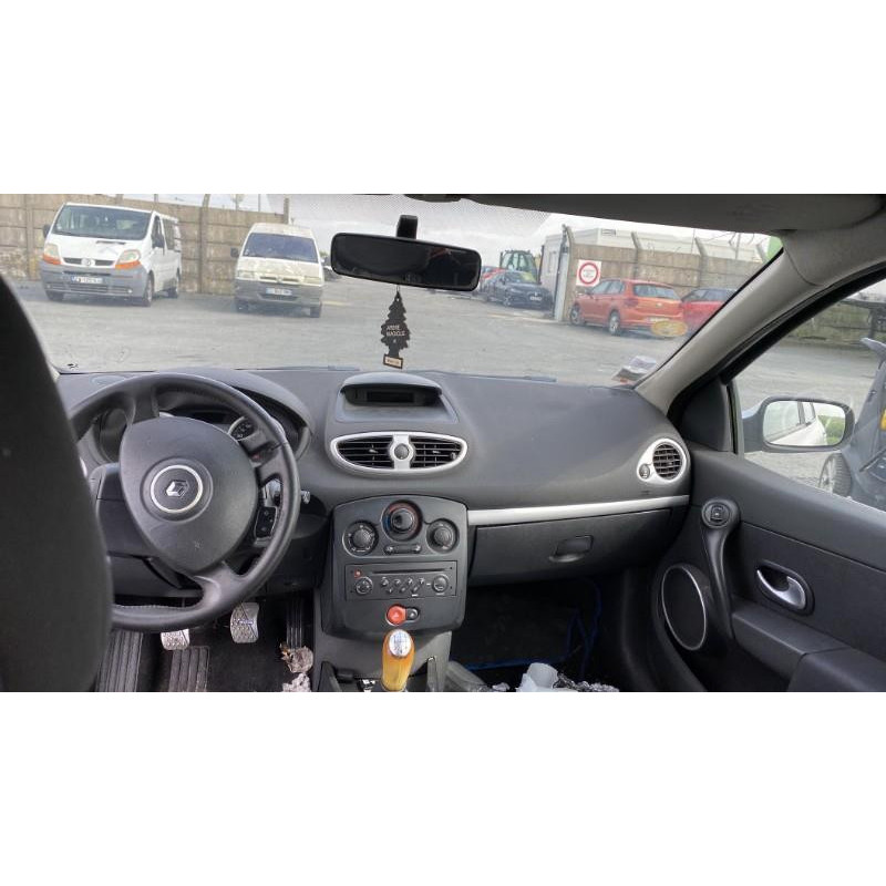 Pretensionneur de ceinture arriere gauche RENAULT CLIO 3 Photo n°12