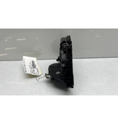 Serrure avant droit TOYOTA YARIS 2